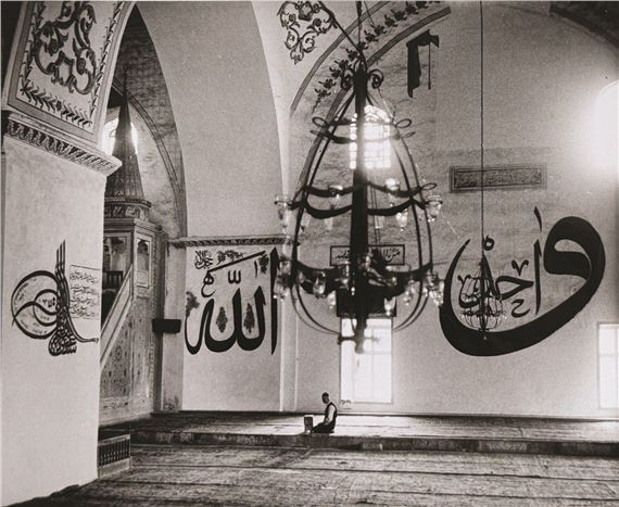 Old mosque in Edirne, Turkey - Ara Güler