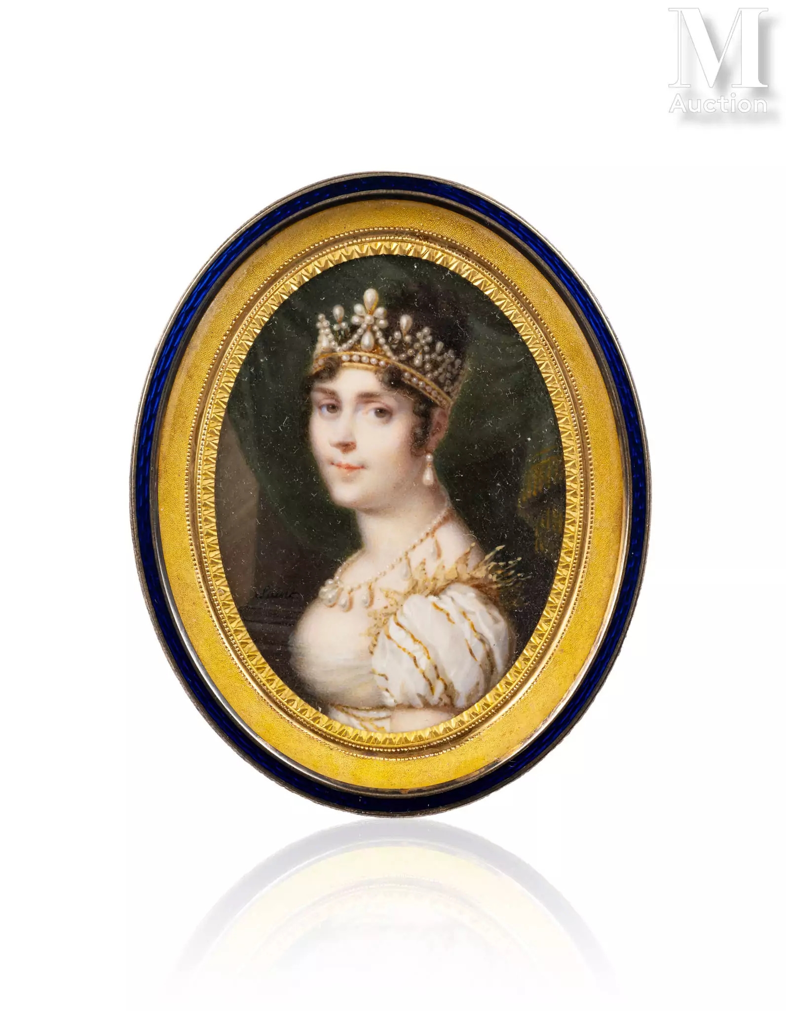 Artwork by Daniel Saint, L’impératrice Joséphine parée de perles, en buste, Made of Oval miniature, silver border highlighted with a blue enamel line, lined on the reverse with sky blue moiré silk