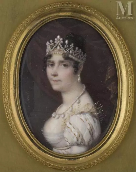 Artwork by Daniel Saint, L’impératrice Joséphine parée de perles, en buste, Made of Oval miniature, silver border highlighted with a blue enamel line, lined on the reverse with sky blue moiré silk