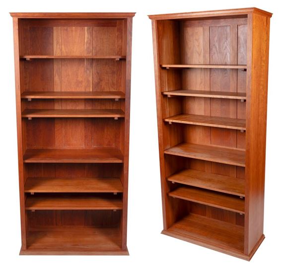 PAIR OF THOMAS MOSER TALL BOOKCASES