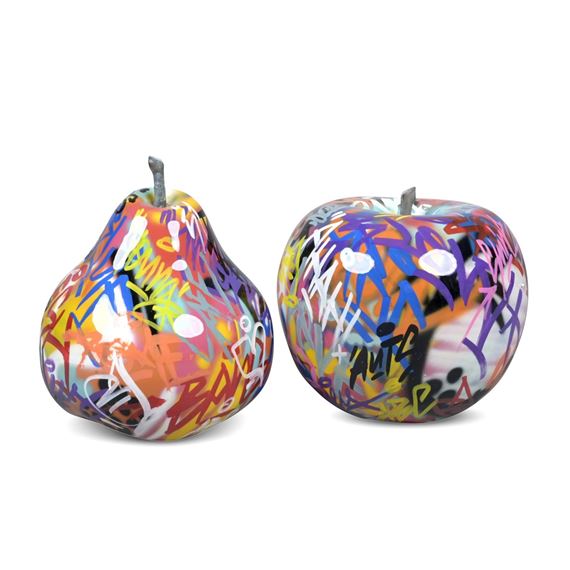 TWO BULL & STEIN GRAFFITI APPLE AND PEAR GARDEN SCULPTURES by Bruno Silva