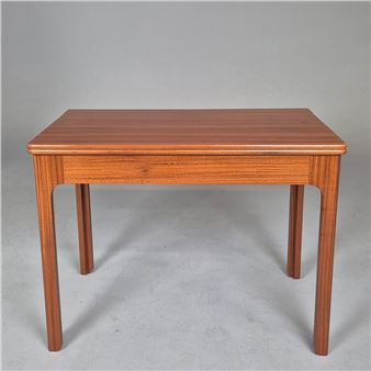 The 20th Century Design Auction featuring Furniture, Rugs, Lighting & Design Objects - Lots Road Auctions