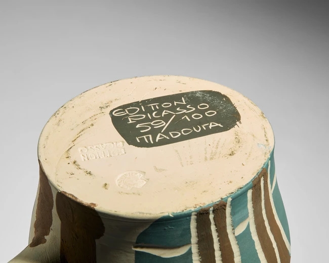 Artwork by Pablo Picasso, Pichet Gothique aux Feuilles, Made of Glazed Earthenware