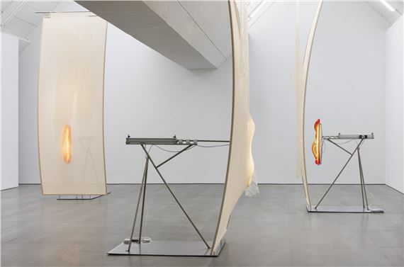 Pakui Hardware: Thresholds - Carlier / Gebauer, Berlin