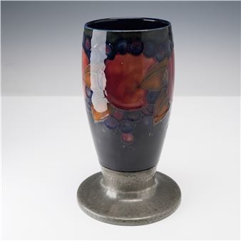 A Bal Harbor, Miami Sunday Estate - Lion and Unicorn