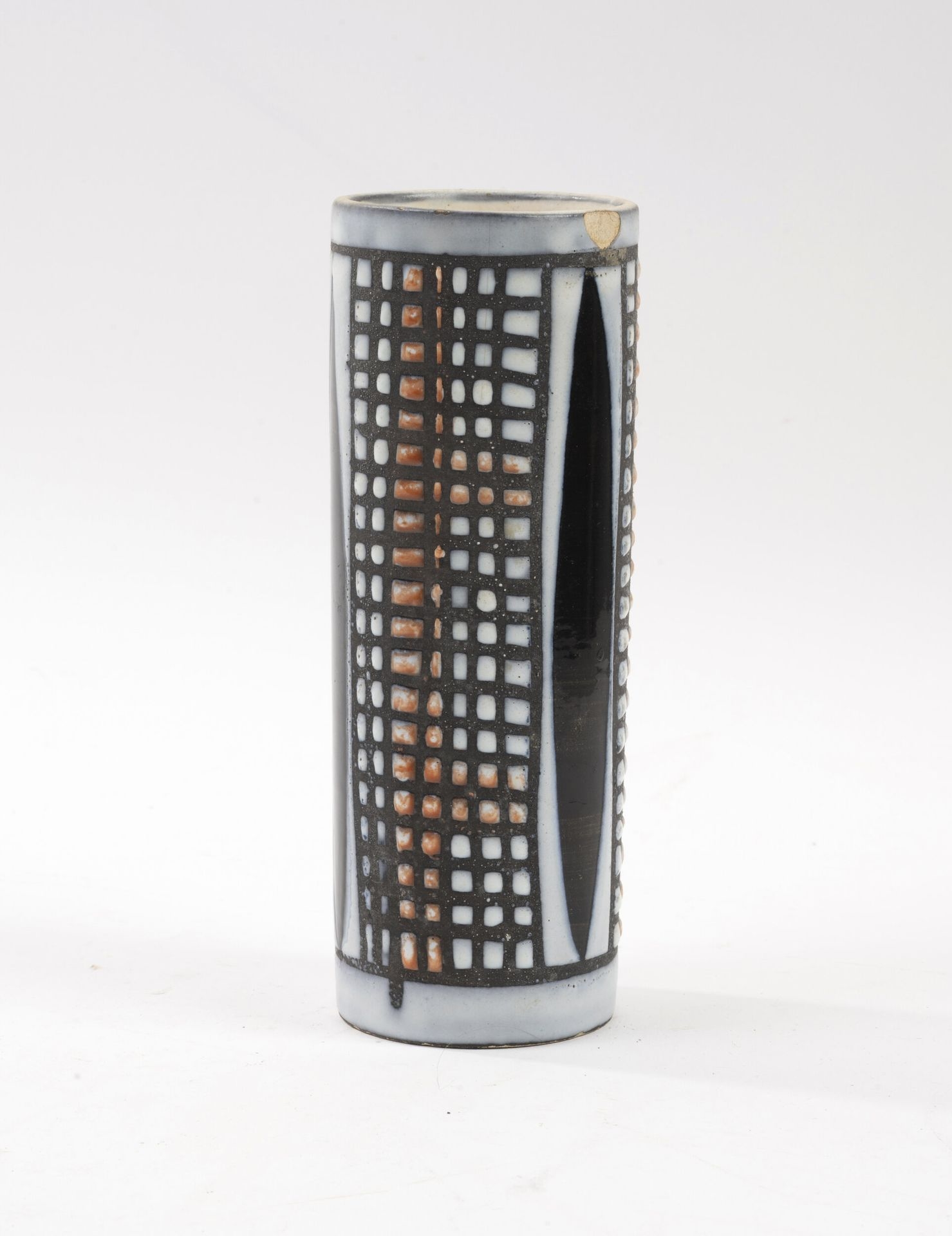 Roger Capron | Vase rouleau modèle V27 (Circa 1960) | MutualArt