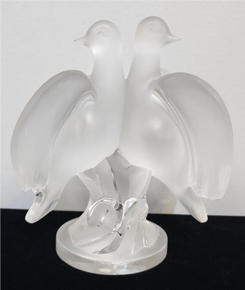 Ariane Doves Figurine - René Lalique