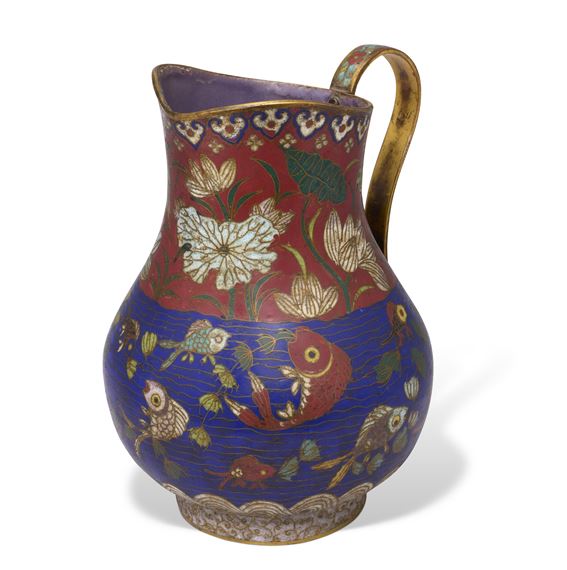 A CLOISONNÉ ENAMEL PEAR-SHAPED EWER - Chinese School, 19th Century