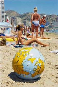 Martin Parr: Global Warning - Jeu de Paume, Paris