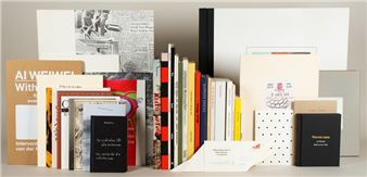 39 Künstlerbücher und Kataloge, etwa 1970-2010