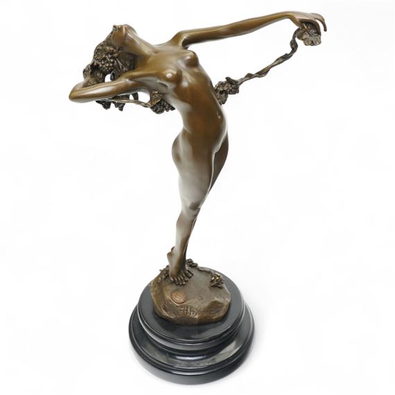 bronze figure of a nude female holding a vine - Harriet Whitney Frishmuth