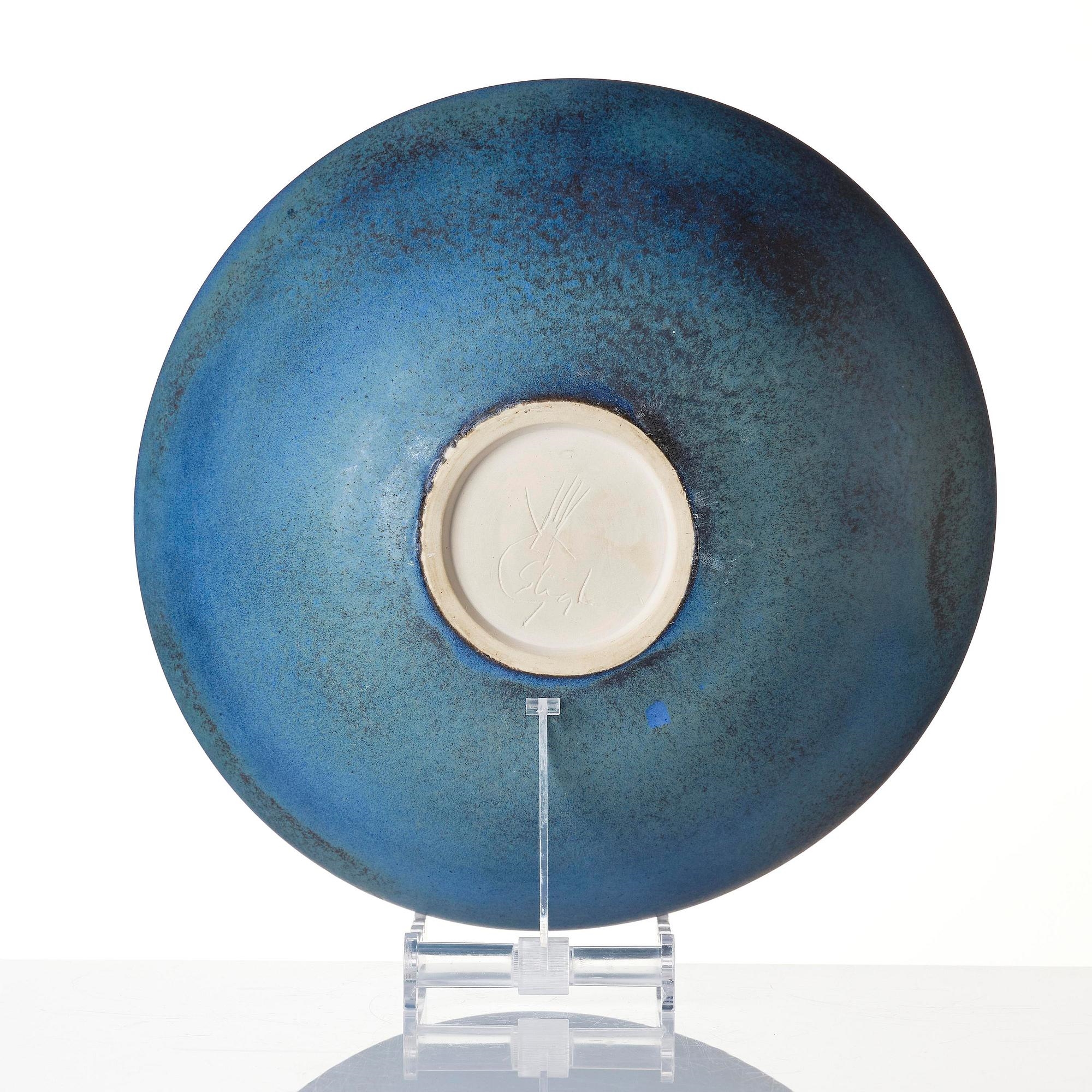 Artwork by Stig Lindberg, a stoneware bowl, Gustavsberg Studio 1958-59, Made of Stoneware