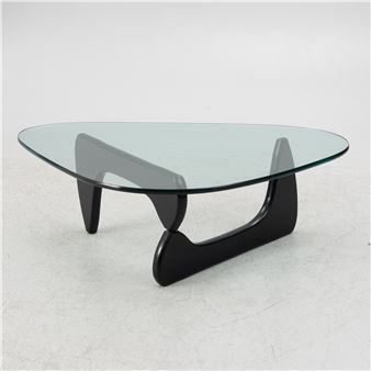 Noguchi coffee table - Isamu Noguchi