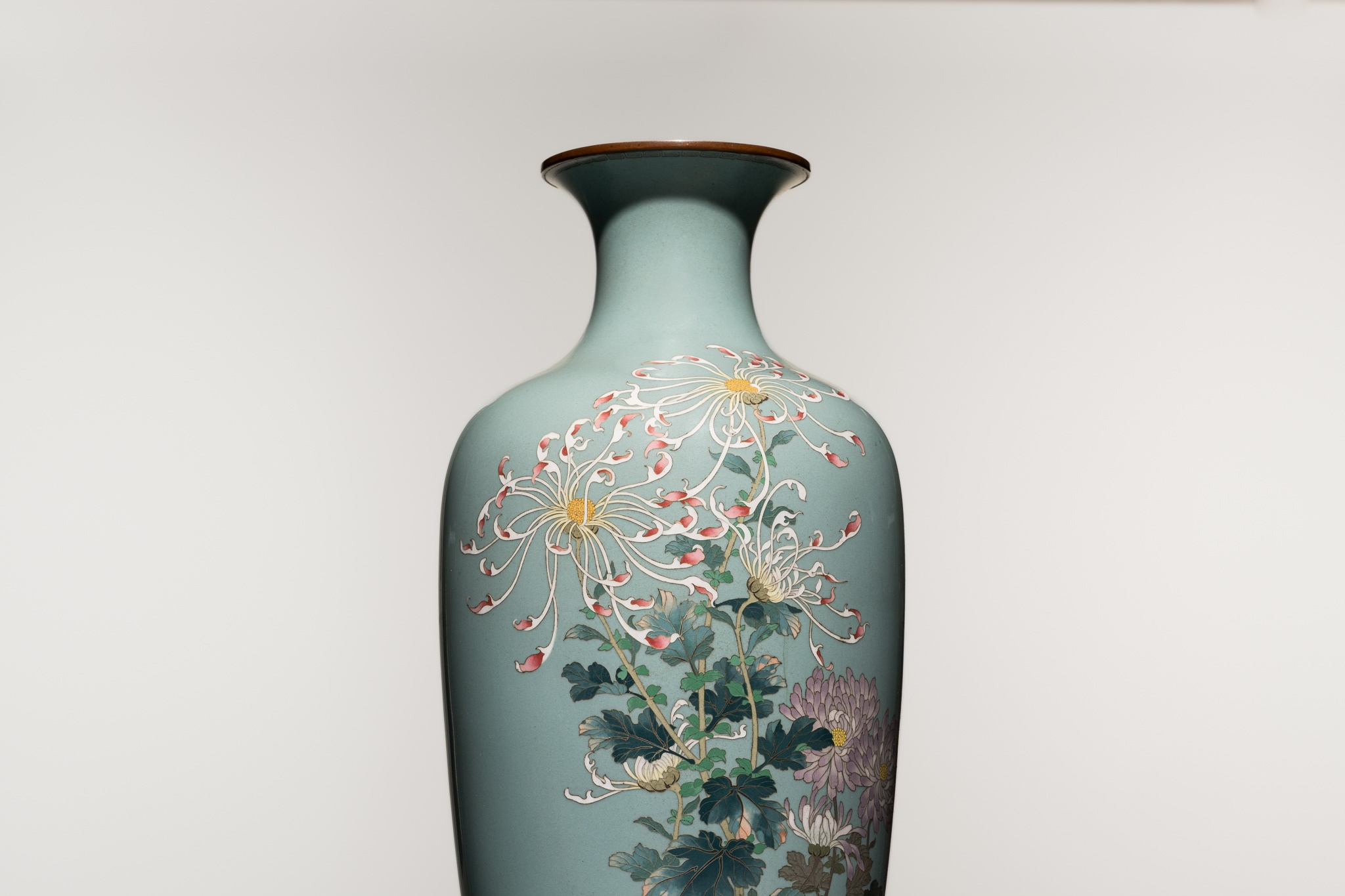 Artwork by Gonda Hirosuke, A Superb and Large Cloisonné Enamel Vase with Blossoming Chrysanthemums, Made of Cloisonné Enamel