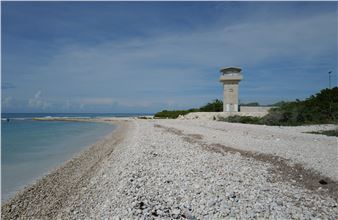 Azzedine Saleck: The Border That Crossed Me - Golden Thread Gallery