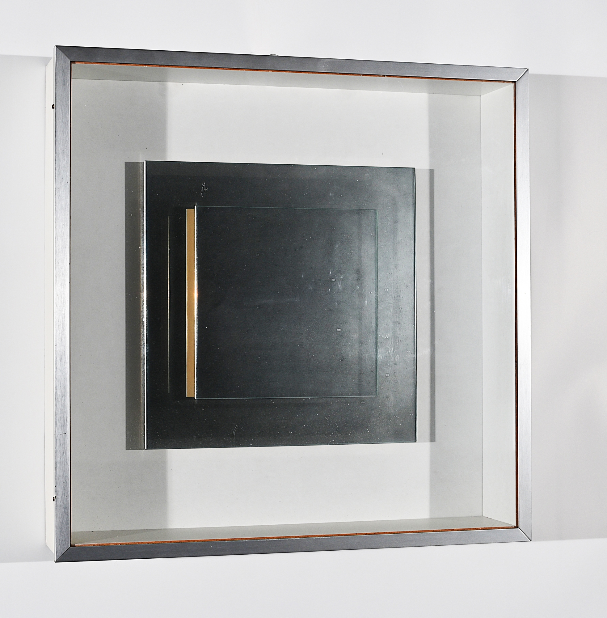 Artwork by Christian Megert, Mirror object, Made of Mirror Sculpture On Wood