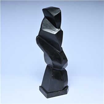 marble sculpture in Noir de Mazy