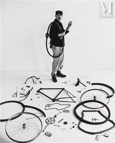 Le vélo de Tati by Robert Doisneau, 1949