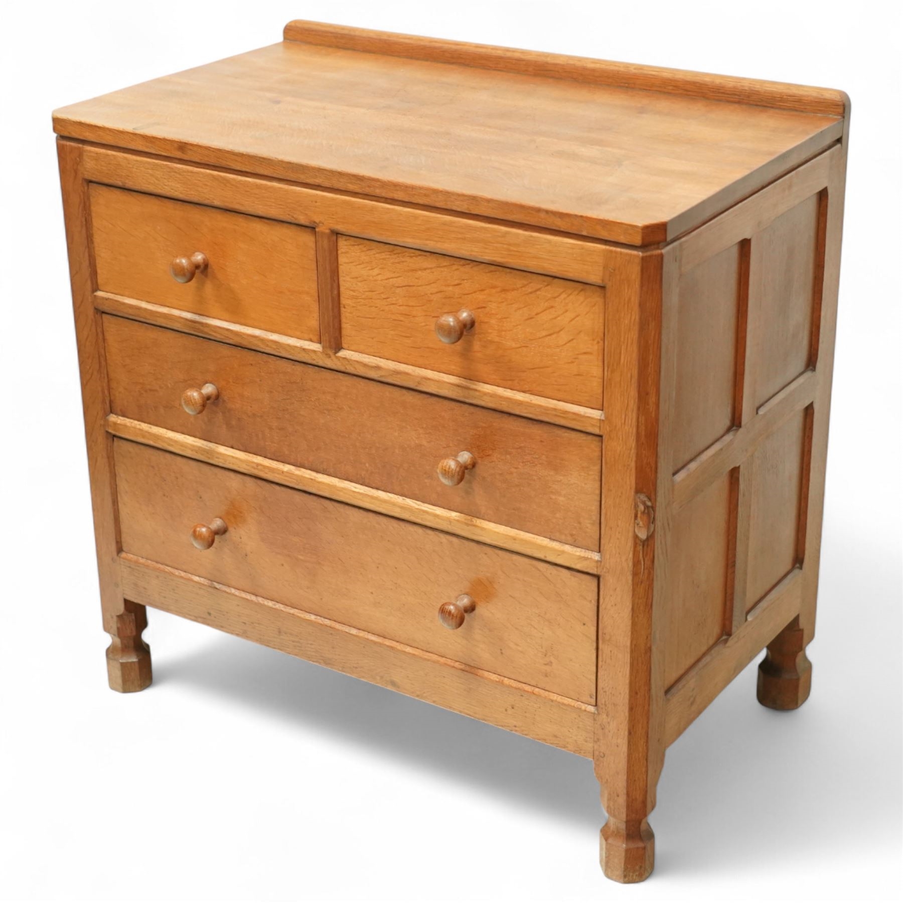 Robert Thompson | Mouseman - Oak chest of drawers | MutualArt