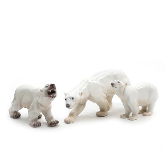 Polar bear walking・Niels.Nielsen・30cm・ Royal