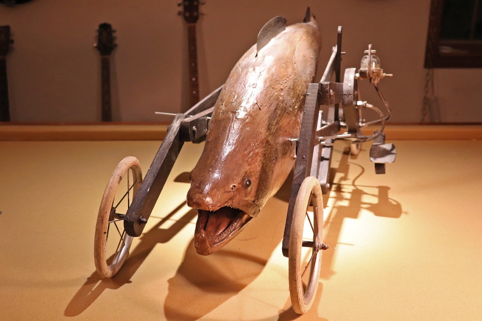 Ron Pippin | Fish on Wheels | MutualArt
