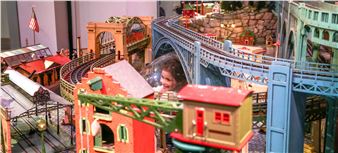 Holiday Express: Toys and Trains from the Jerni Collection - New York Historical Society