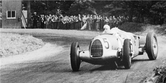 Bill Patterson | Auto Union Type D (2012) | MutualArt