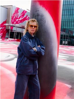 Katharina Grosse: I Set Out, I Walked Fast - White Cube, London (Bermondsey Street)