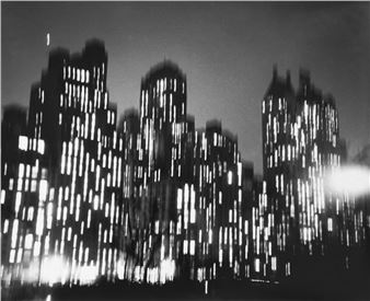New York City Never SLeeps - Peter Fetterman Gallery