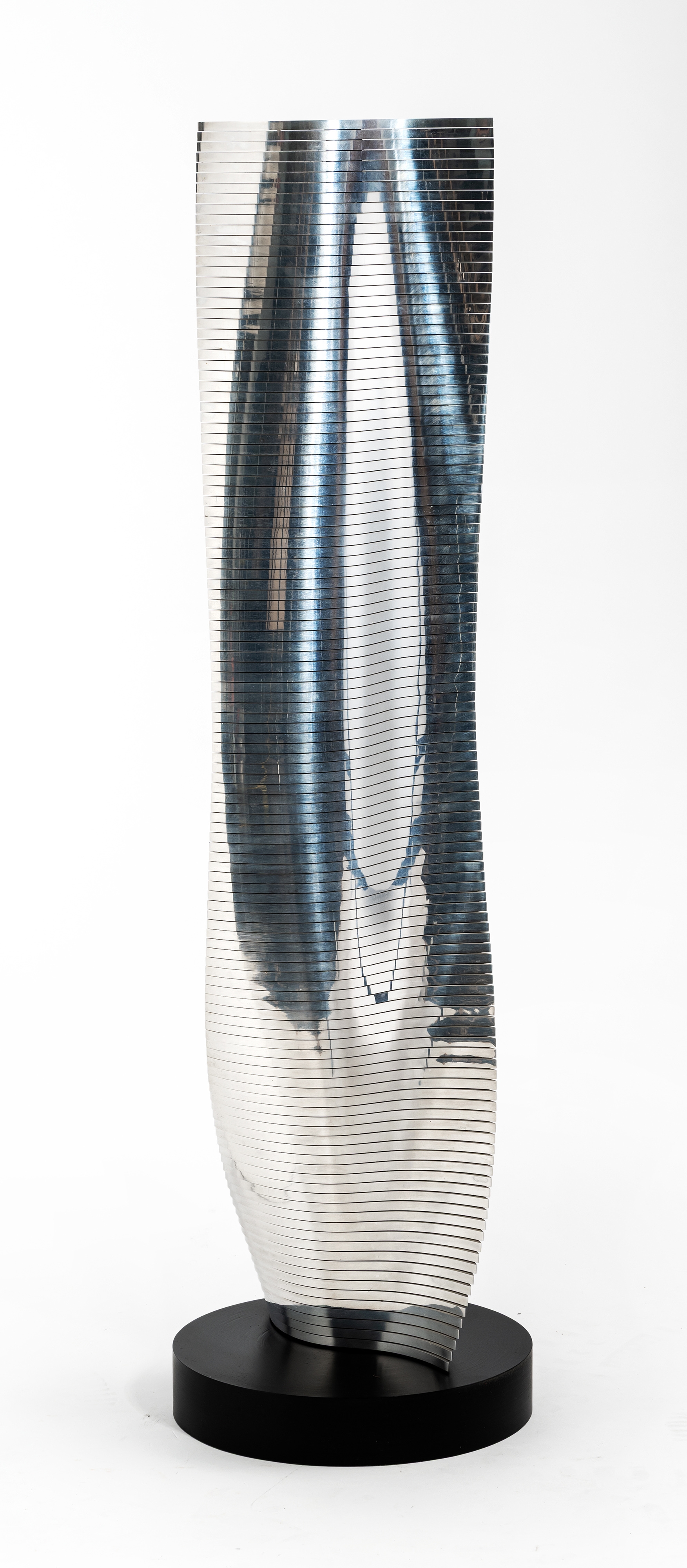 Roland Martin | Spatial column (1970) | MutualArt