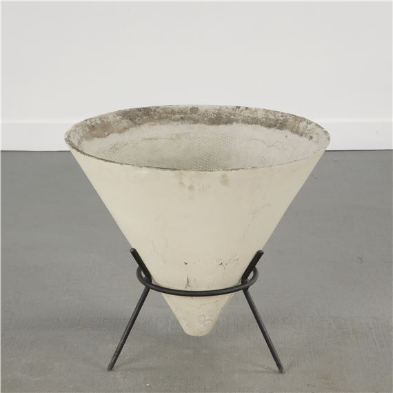 Willy Guhl | Conical Planter on Stand | MutualArt