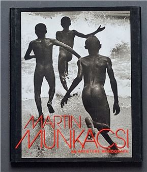 Martin Munkacsi | 179 Artworks at Auction | MutualArt