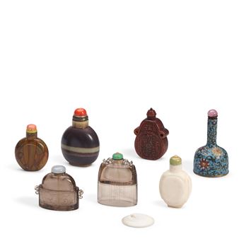 Six Snuff Bottles and One Saucer Dish