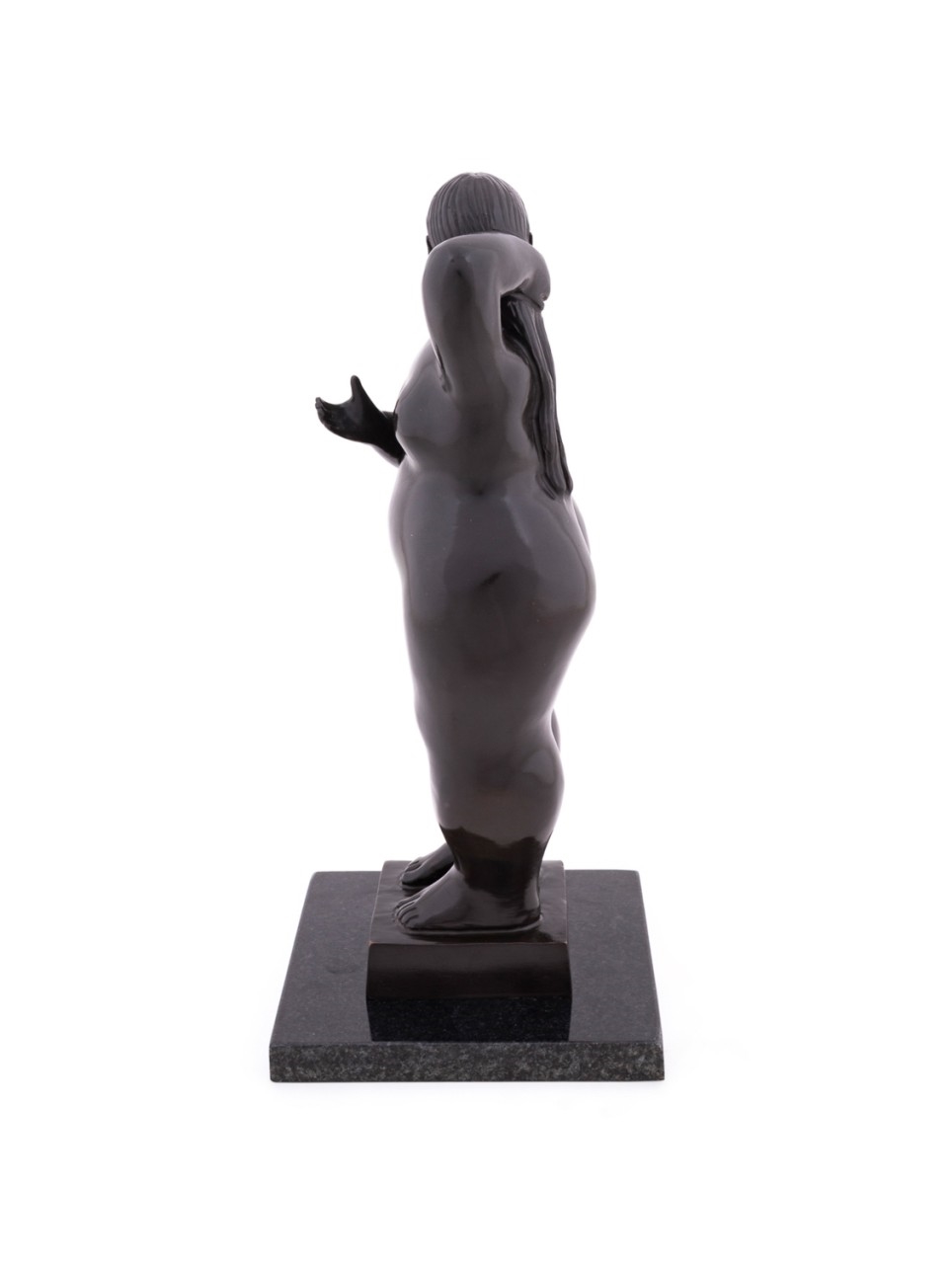 Fernando Botero | MUJER DE PIE (2002) | MutualArt