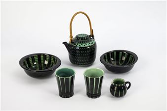 Hedwig Bollhagen Auction Results: Past Sales & Hammer Prices