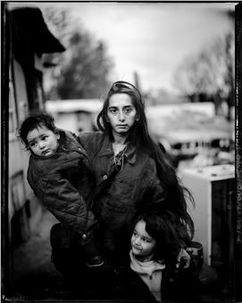 Forming a Group - MEP, Maison Européenne de la Photographie