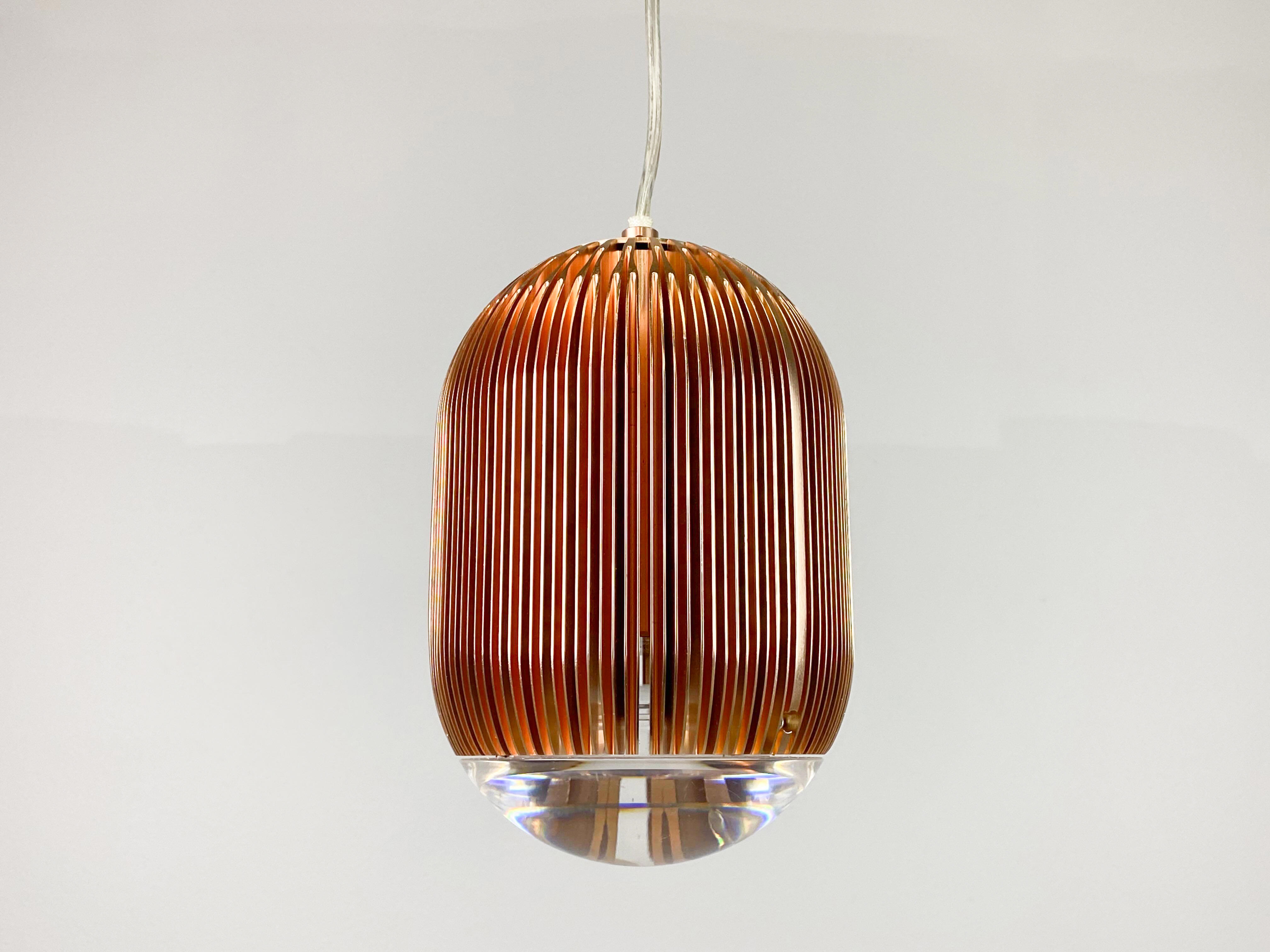 Tom Dixon | Fin Obround | MutualArt