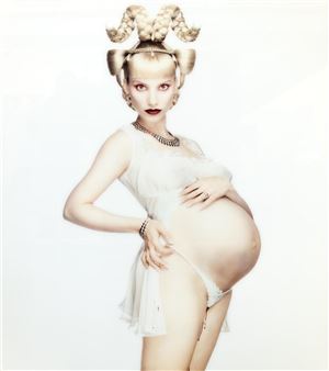 Erwin Olaf | 559 Artworks at Auction | MutualArt