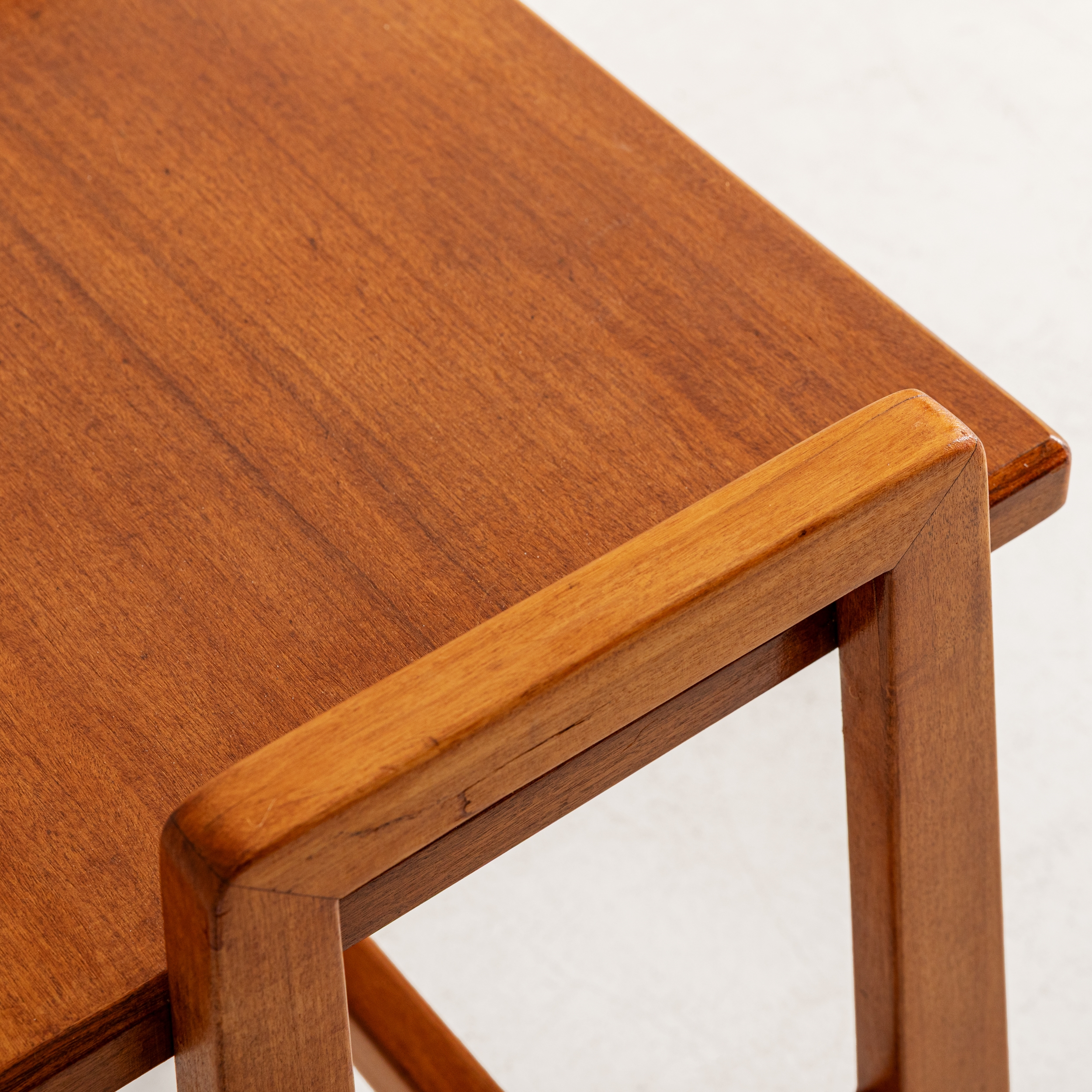 Gio Ponti | AN OCCASIONAL TABLE (50) | MutualArt