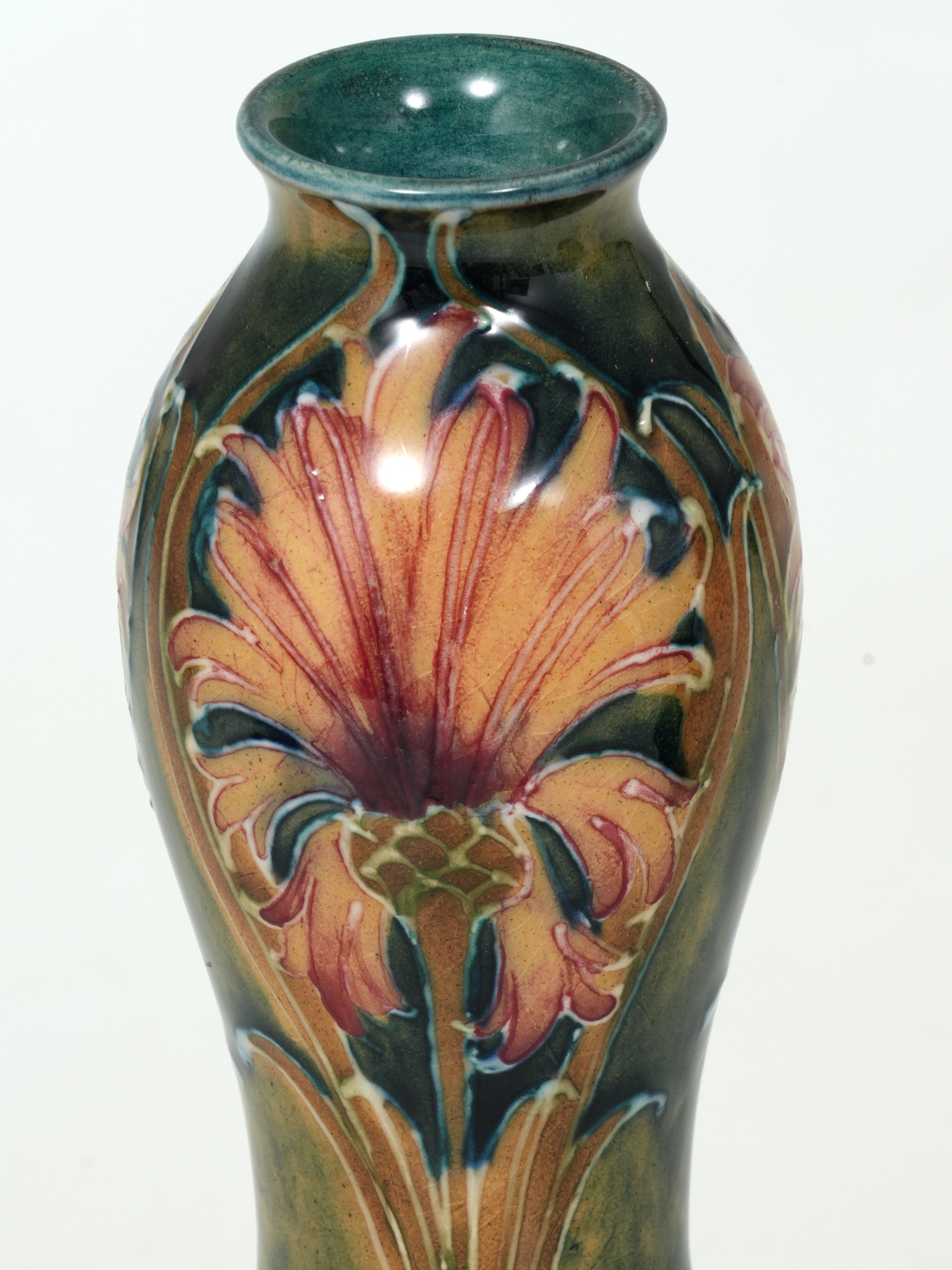 william-moorcroft-rare-william-moorcroft-macintyre-vase-ca-1913