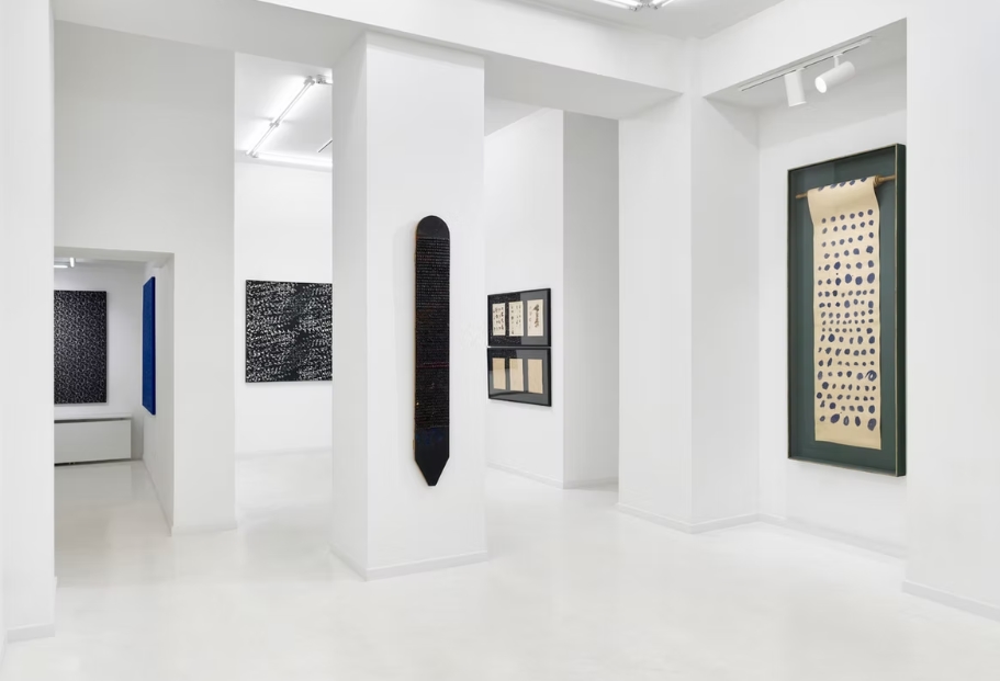 Roma Hałat & Andrzej Szewczyk: Repeat/Recal at HOS Gallery