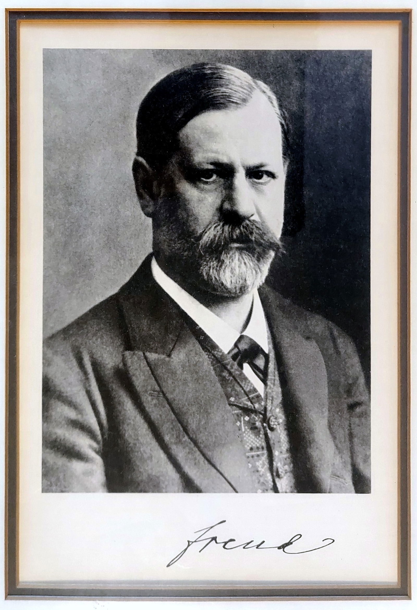 Sigmund Freud | Halftone Portrait with Facsimile Signature (1930s ...