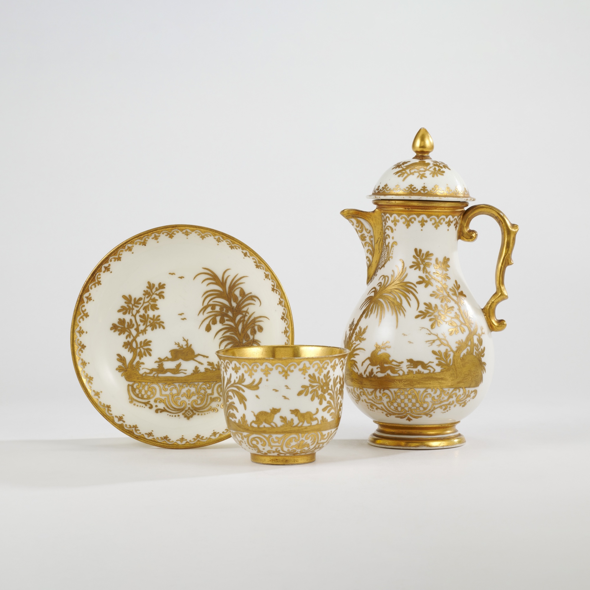 Capodimonte Porcelain | A Capodimonte porcelain coffeepot and cover and ...
