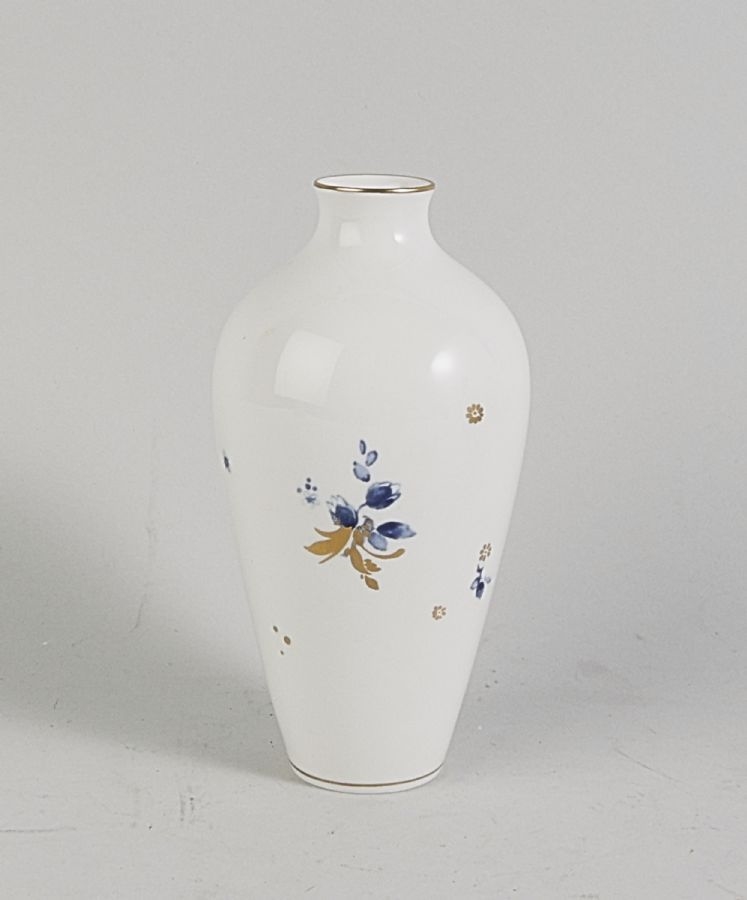 Meissen | vas Meissen | MutualArt