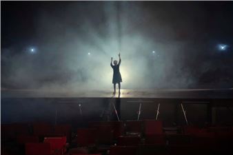 Yael Bartana. Mir Zaynen Do! - Kunsthalle Bielefeld