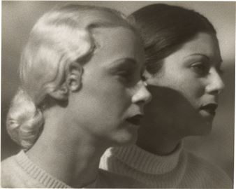 Martin Munkacsi | 179 Artworks at Auction | MutualArt