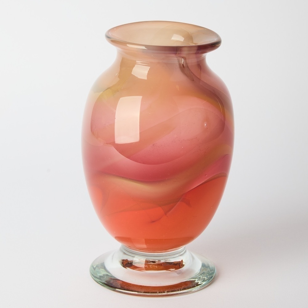 Peter Raos | A Peter Raos Glass Vase (1982) | MutualArt