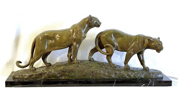 Louis Riché | Two lionesses | MutualArt