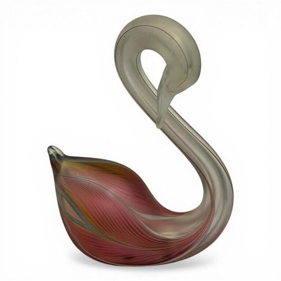 Stuart Abelman | 1980 Stuart Abelman Art Glass Swan Sculpture (1980 ...
