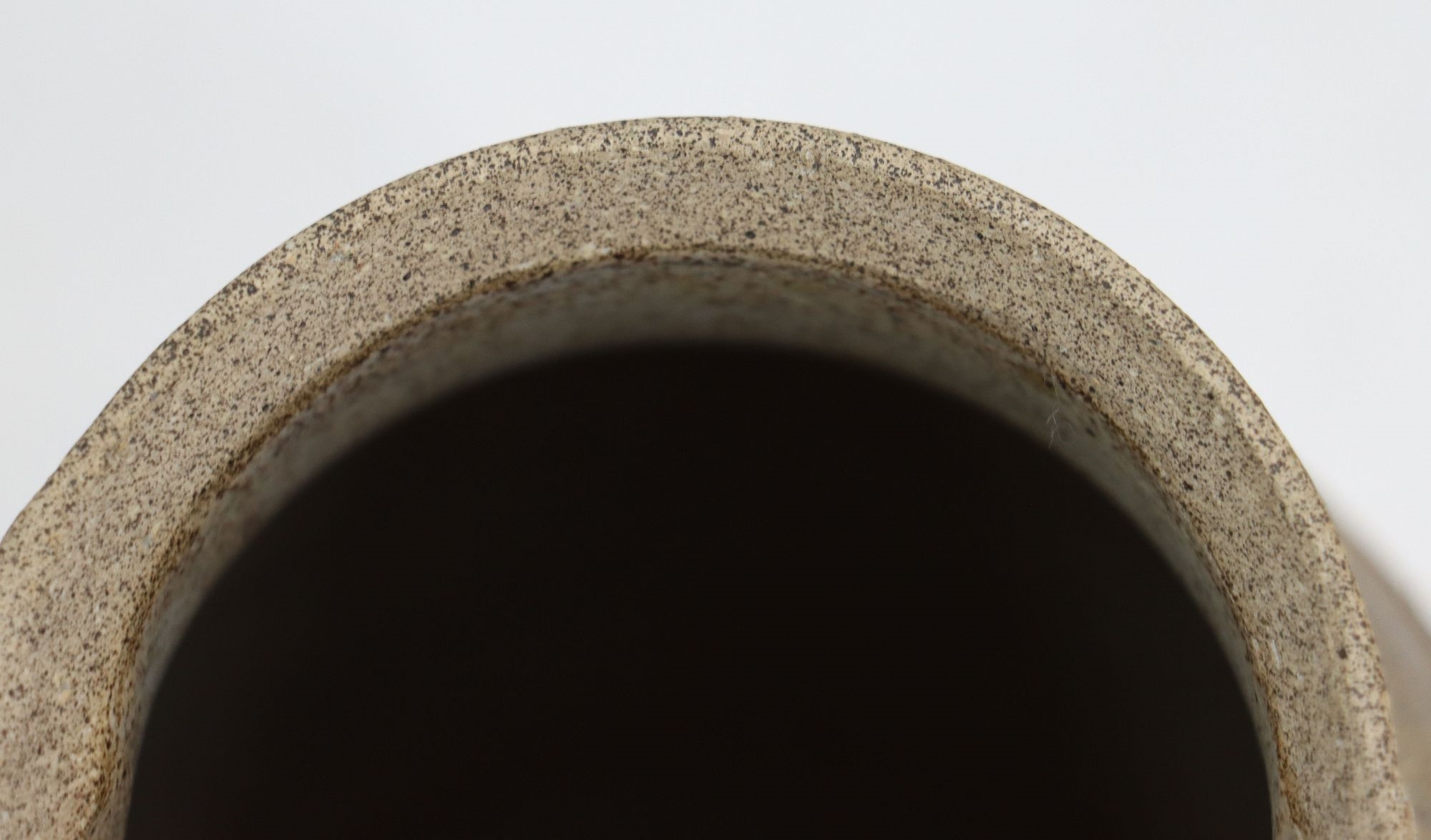 Charles Counts | Signed Incised Ceramic Lidless Footed Jar (1988 ...